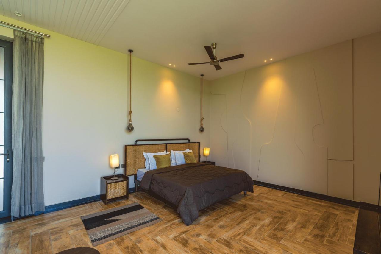 Villa Stayvista's Anantam - Luxury 4br With Huge Swimming Pool In Delhi New Delhi